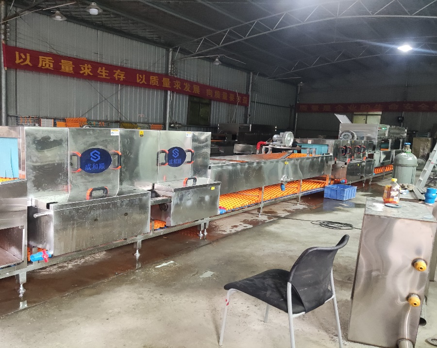 寧夏石嘴山陳總許總二人采購(gòu)成和順餐具清洗消毒流水線 寧夏石嘴山陳總許總二人采購(gòu)成和順餐具清洗消毒流水線